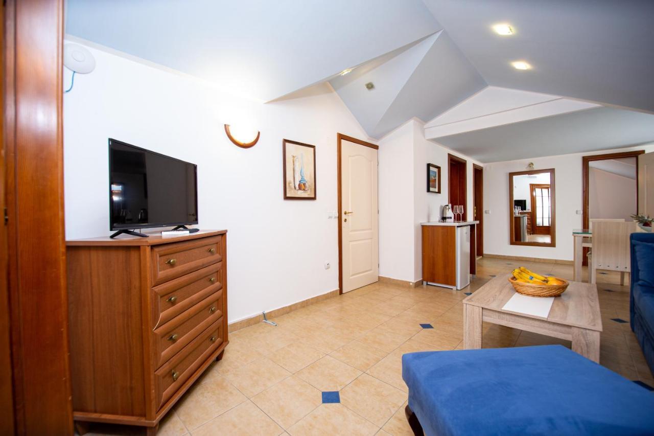 Tanja Apartments Rafailovici Exterior photo